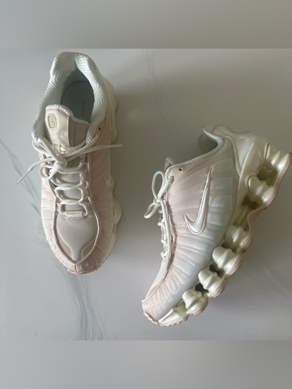 Nike Shox TL Pearl/Particle Pink trainers/sneakers